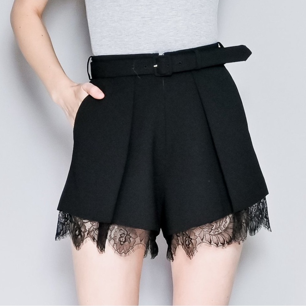 SELF-PORTRAIT Lace Trim Pleated Crepe Shorts In Black size 2